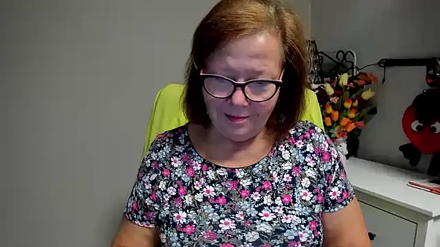 Snapshot of Adelewildx chatting on 9, 7, 2026 Adelewildx online show from 9, 7, 2026