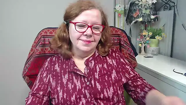 Adelewildx online show from 5, 11, 2025