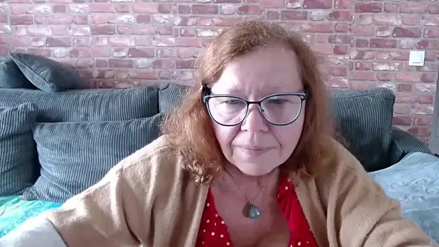 Adelewildx online show from 14, 9, 2025