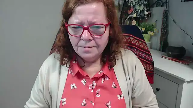 Adelewildx online show from 1, 12, 2025