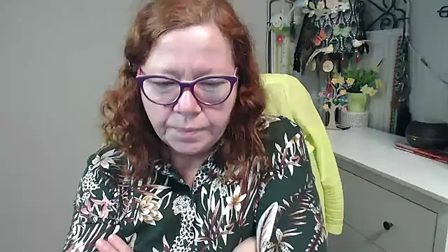 Adelewildx online show from 3, 12, 2025