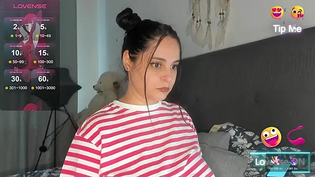 Snapshot of Allees95 chatting on 12, 6, 2026 Allees95 online show from 12, 6, 2026