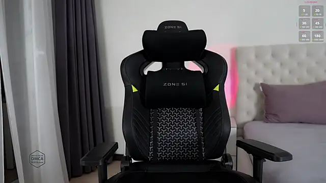 Snapshot of BestExtreme chatting on 19, 3, 2025 BestExtreme online show from 19, 3, 2025