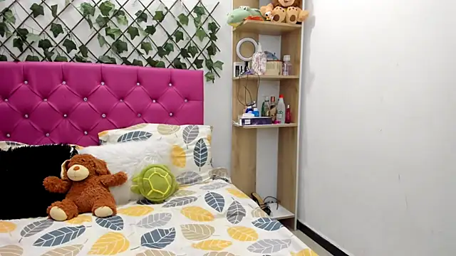 BellaBellosinia online show from 18, 10, 2025