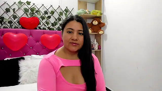 BellaBellosinia online show from 19, 9, 2025