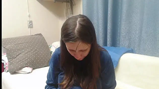 alisacucumber online show from 12, 1, 2025