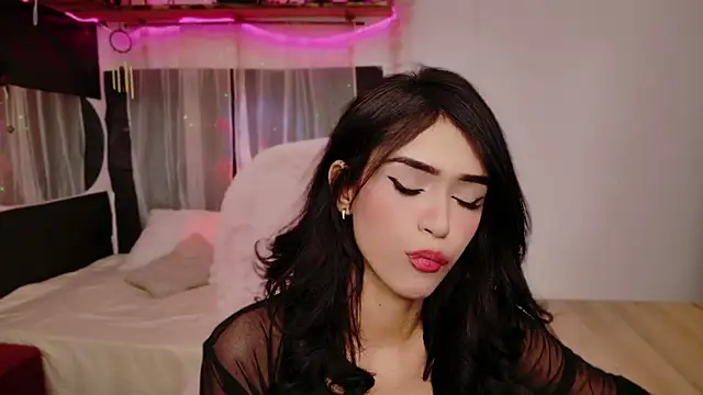 Snapshot of YourKatt chatting on 13, 9, 2025 YourKatt online show from 13, 9, 2025