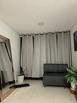 Snapshot of roxie_gates_ chatting on 26, 6, 2026 roxie gates online show from 26, 6, 2026