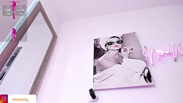 NinaWong online show from 3, 3, 2025