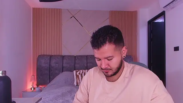 Snapshot of mister_miike chatting on 11, 2, 2026 mister miike online show from 11, 2, 2026