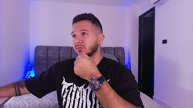 Snapshot of mister_miike chatting on 4, 2, 2026 mister miike online show from 4, 2, 2026