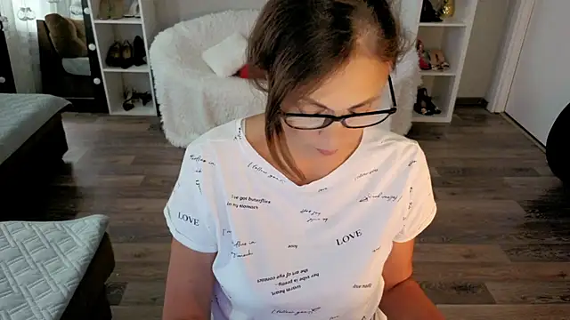 CaringSophie online show from 29, 9, 2025