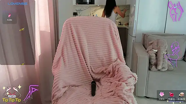 Snapshot of KerryCandy_Girl chatting on 25, 9, 2025 KerryCandy Girl online show from 25, 9, 2025