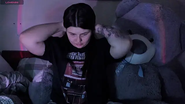 Eva Shameless online show from 6, 12, 2024