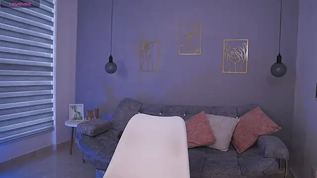 KylaMorrison online show from 17, 3, 2025