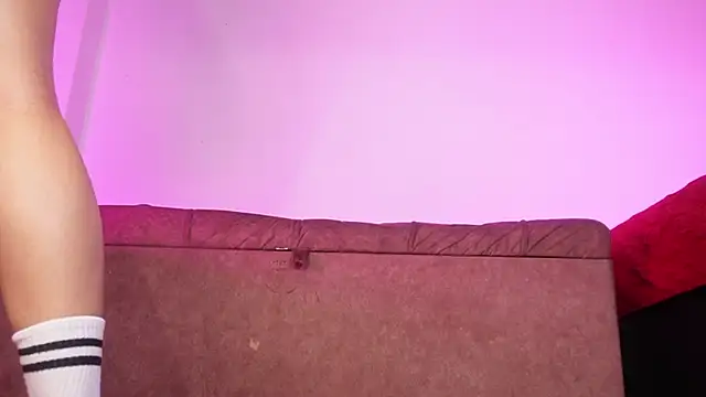 Snapshot of emyli_sw_ chatting on 18, 9, 2025 emyli sw online show from 18, 9, 2025