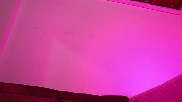 Snapshot of emyli_sw_ chatting on 8, 10, 2025 emyli sw online show from 8, 10, 2025