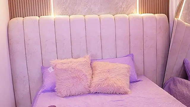 Snapshot of emyli_sw_ chatting on 27, 11, 2025 emyli sw online show from 27, 11, 2025