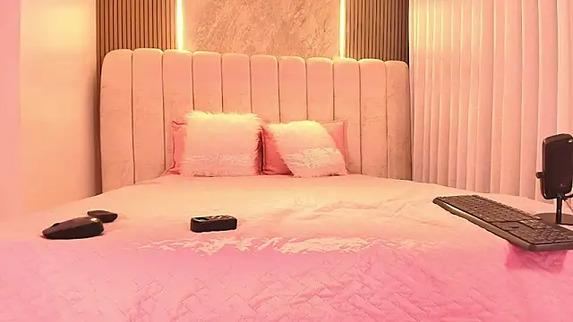 emyli sw  online show from 12, 2, 2026