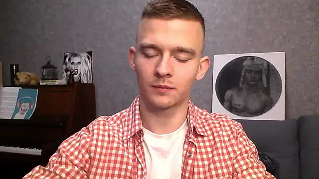 Marvelboy  online show from 17, 1, 2025