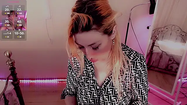 AnnieGOld  online show from 2, 3, 2025