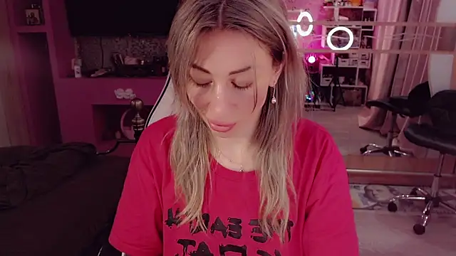 AnnieGOld  online show from 1, 3, 2026