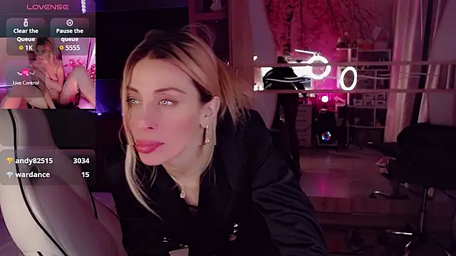 AnnieGOld  online show from 6, 1, 2026