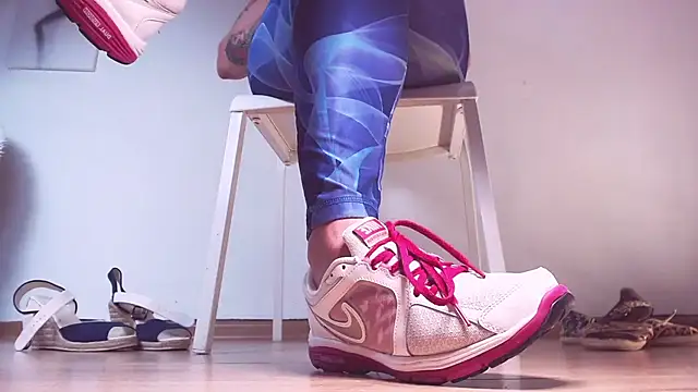 Foot Goddes  online show from 19, 3, 2025