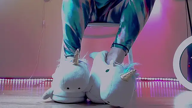 Foot Goddes  online show from 18, 12, 2024