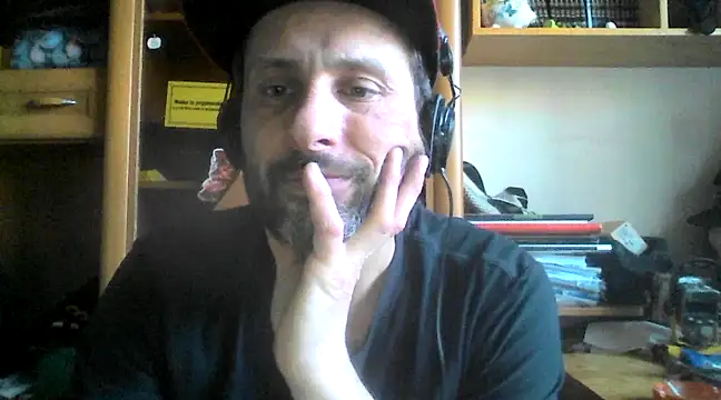 FireFox Feel online show from 8, 3, 2025