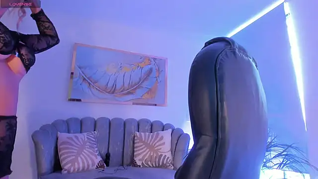 ZoePresleyX online show from 26, 2, 2025