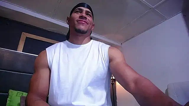 Snapshot of teddyfit19cm chatting on 30, 5, 2026 teddyfit19cm online show from 30, 5, 2026