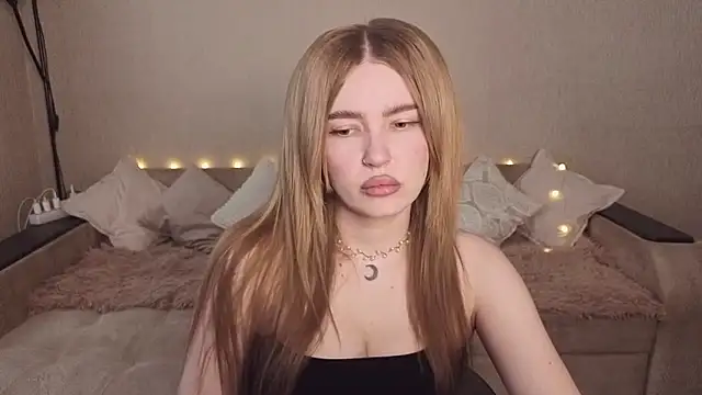 ViolettaLopez online show from 16, 6, 2026