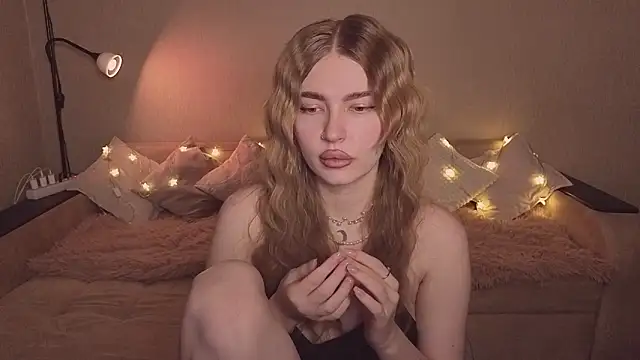 ViolettaLopez online show from 16, 3, 2026