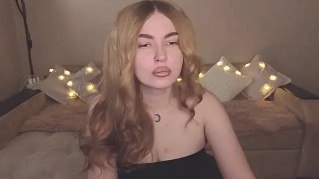 ViolettaLopez online show from 21, 10, 2025