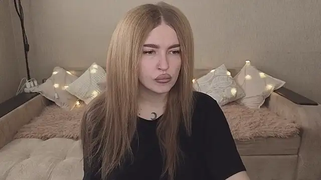 ViolettaLopez online show from 29, 9, 2025