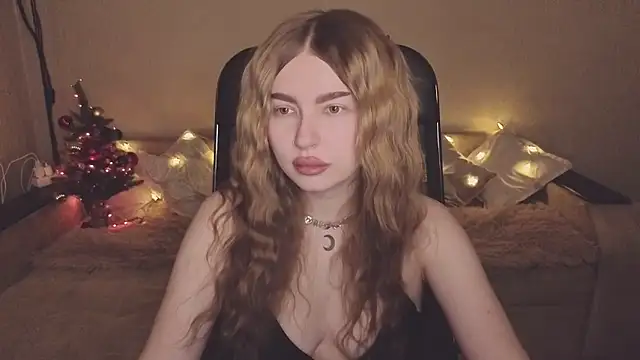 ViolettaLopez online show from 16, 12, 2025