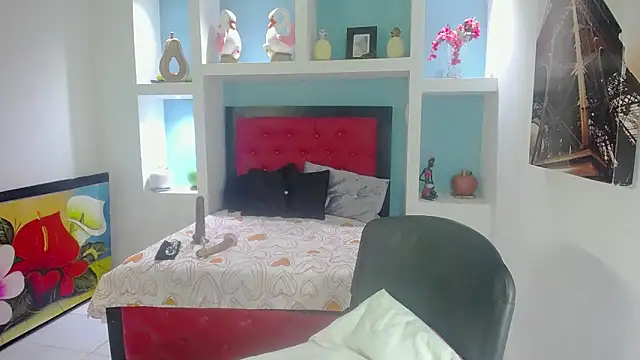 sexy latynx online show from 12, 2, 2025