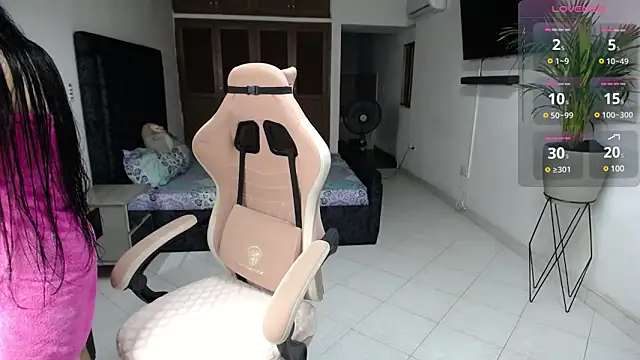 Snapshot of ashley_morgan_18 chatting on 7, 3, 2025 ashley morgan 18 online show from 7, 3, 2025