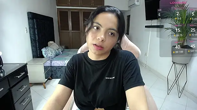 Snapshot of ashley_morgan_18 chatting on 9, 3, 2025 ashley morgan 18 online show from 9, 3, 2025