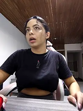 Snapshot of ashley_morgan_18 chatting on 19, 3, 2025 ashley morgan 18 online show from 19, 3, 2025