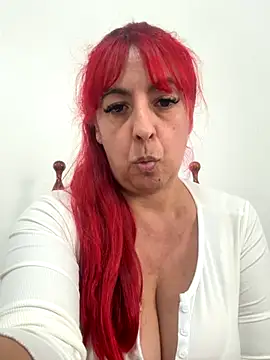 sofy alone online show from 6, 10, 2025