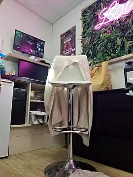 Nathotsexy1 online show from 14, 1, 2025