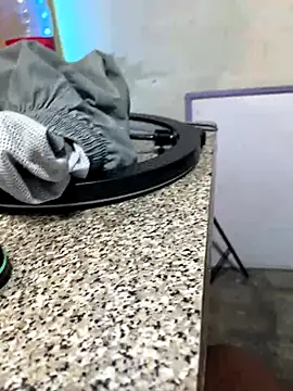 roman and jessie online show from 19, 10, 2025