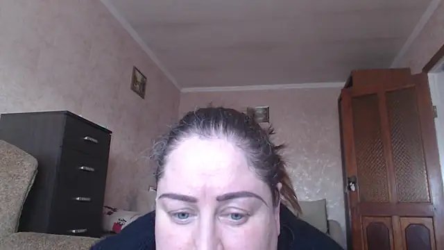 Amy August online show from 27, 2, 2026