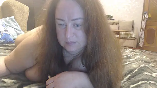 Amy August online show from 13, 4, 2026