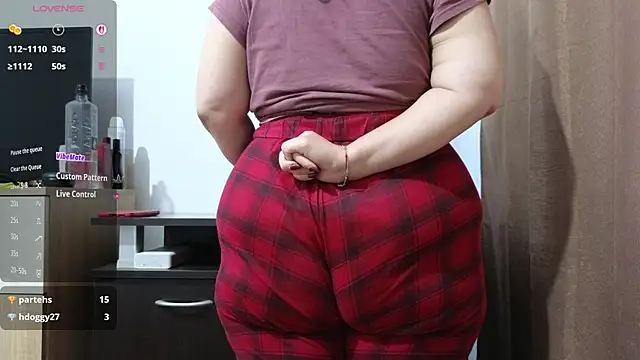 Snapshot of BBW_MILF_4U chatting on 10, 7, 2026 BBW MILF 4U online show from 10, 7, 2026