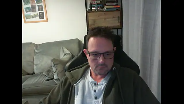 ZebedeePirate online show from 1, 2, 2025