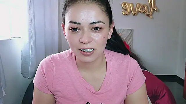 mayhott2 online show from 31, 3, 2026