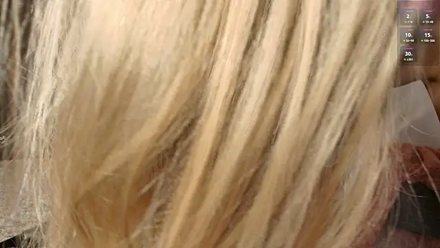 Alice N Wooderland online show from 2, 12, 2025